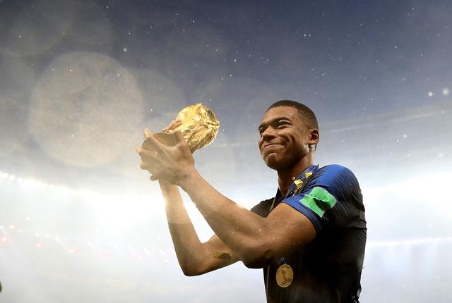 姆巴佩新星爆冷表现惊艳，尤文图斯未来可期！的简单介绍